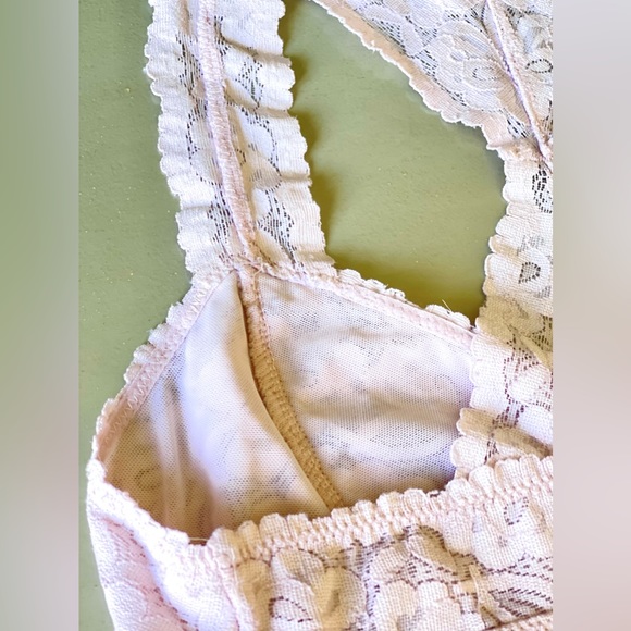 FREE PEOPLE Intimately 🌸 Galloon Racerback Floral Lace Bralette, Ballet | S - Picture 9 of 15